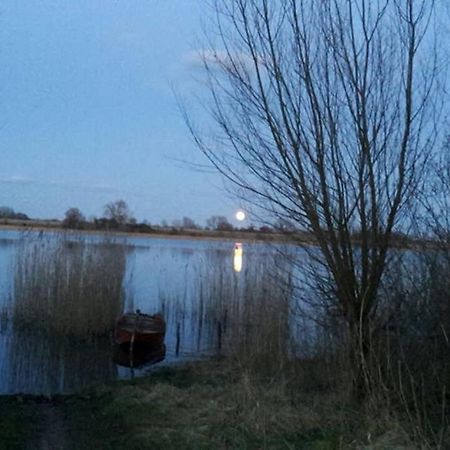 Entspannen Im Dorf Am See Zahren المظهر الخارجي الصورة